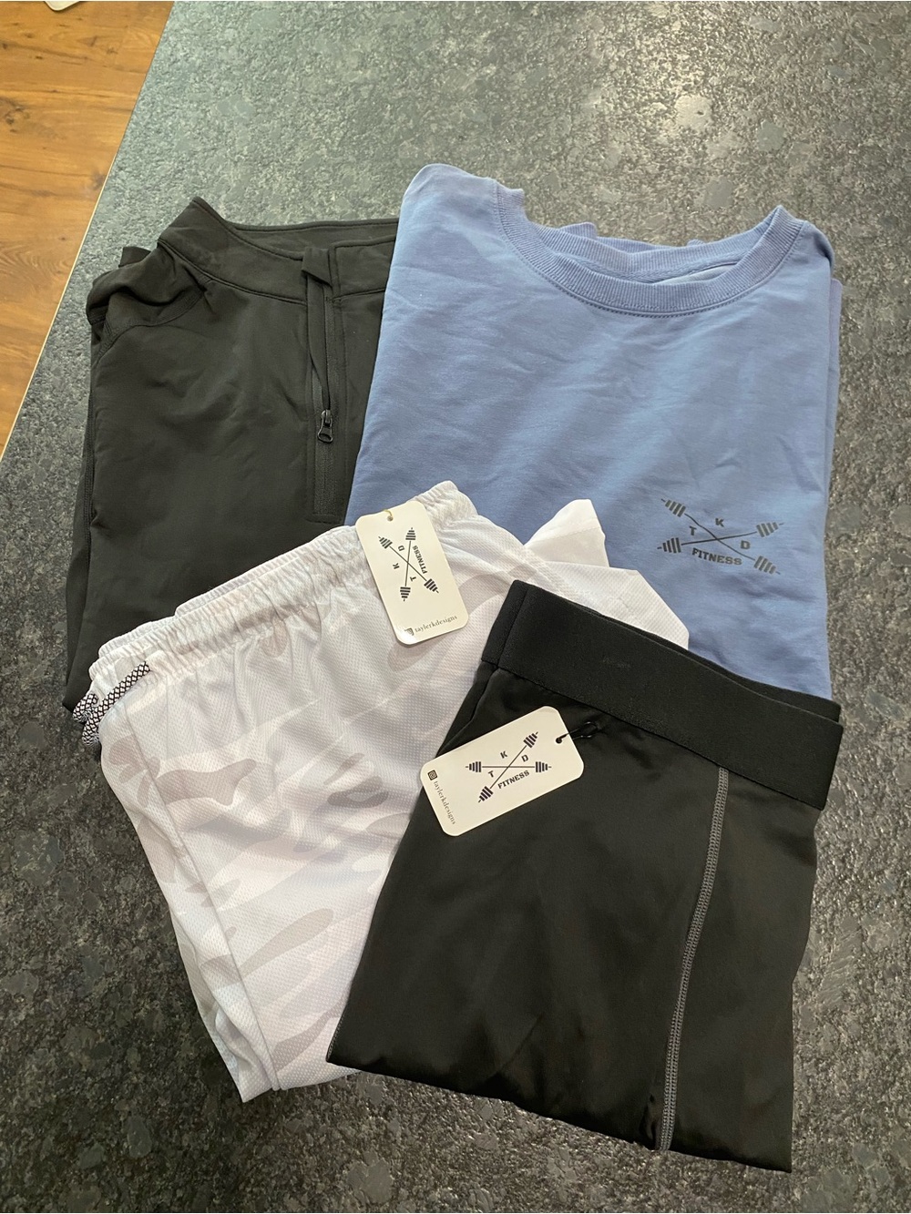 Mens Activewear Bundle (4)